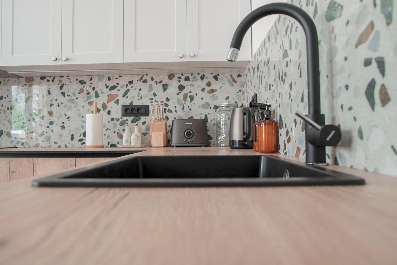 Apartment Vito Омиш Экстерьер фото