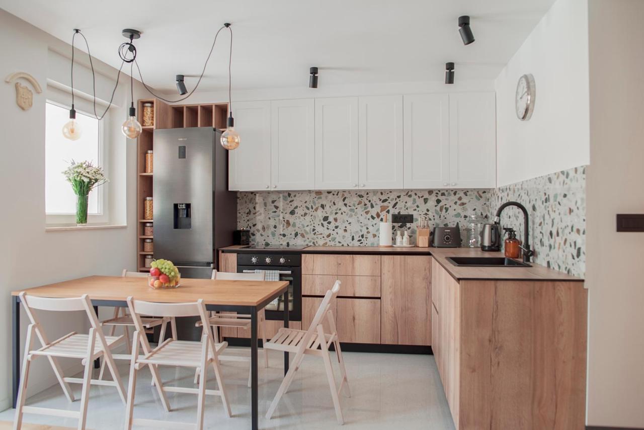 Apartment Vito Омиш Экстерьер фото