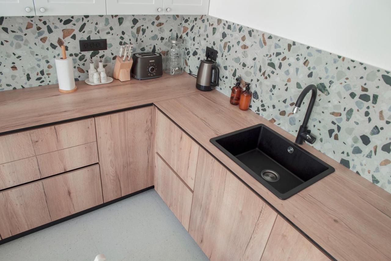 Apartment Vito Омиш Экстерьер фото